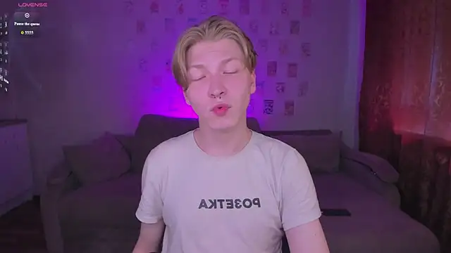 TheMikeSever online show from 06-12-26, 03:49