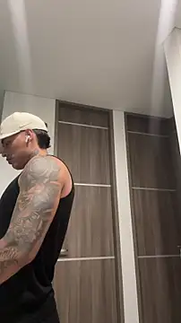 Snapshot of Dominiofit chatting on 03-13-26, 11:00 Dominiofit online show from 03-13-26, 11:00