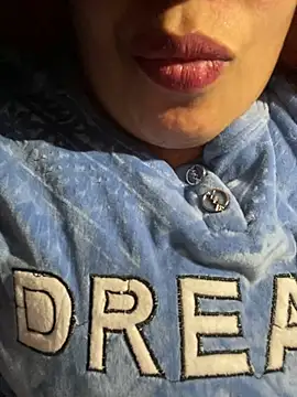 Snapshot of Samarr_9and chatting on 03-23-25, 12:47 Samarr 9and online show from 03-23-25, 12:47