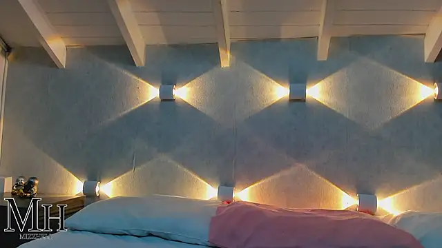 Snapshot of MizzHell chatting on 01-13-26, 03:45 MizzHell online show from 01-13-26, 03:45