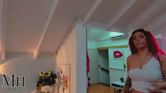 MizzHell online show from 04-07-26, 03:51