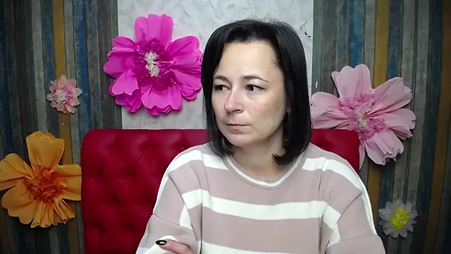 MarieSho online show from 10-13-25, 05:24