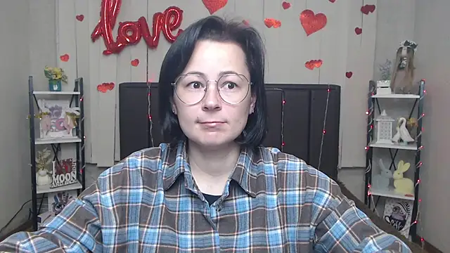 MarieSho online show from 04-28-26, 06:07