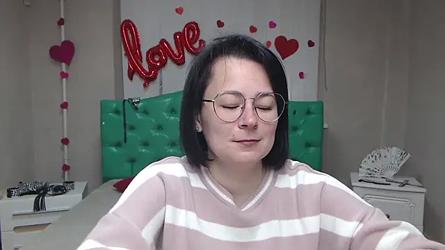 MarieSho online show from 04-29-26, 06:17