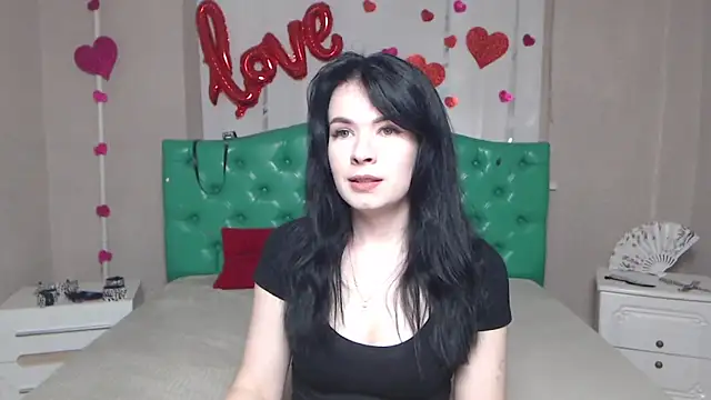 JasmineKouch online show from 04-16-26, 06:03