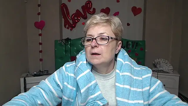 Snapshot of EmiliaGree chatting on 01-15-26, 07:06 EmiliaGree online show from 01-15-26, 07:06