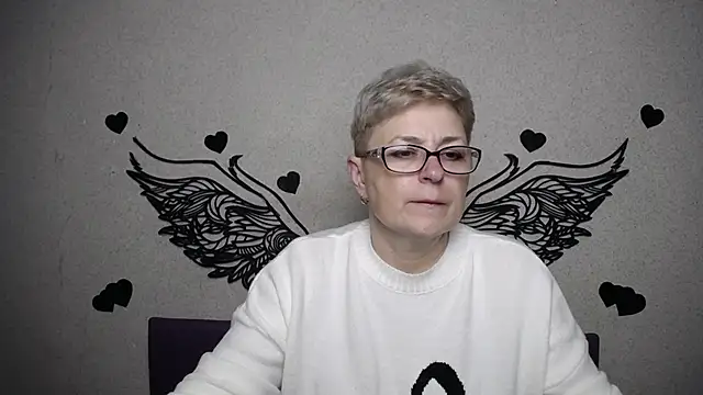 EmiliaGree online show from 03-22-26, 06:00