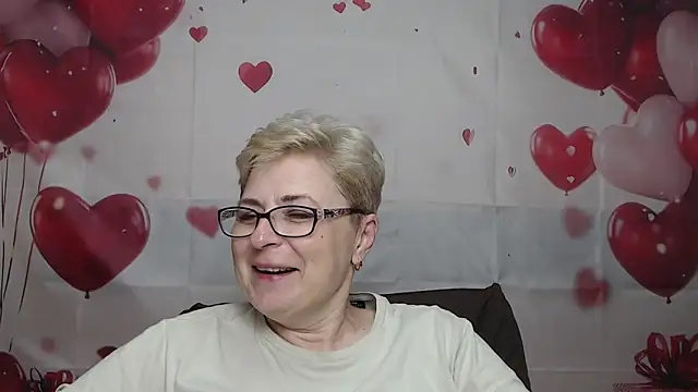 EmiliaGree online show from 04-09-26, 05:18