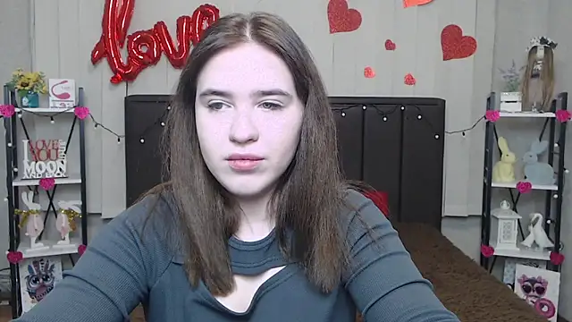 LauraHlot online show from 02-22-25, 06:08