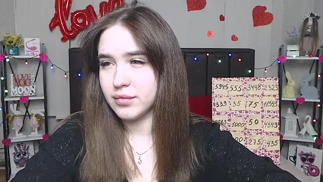 LauraHlot online show from 03-19-25, 10:33