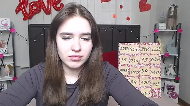 LauraHlot online show from 03-21-25, 01:12