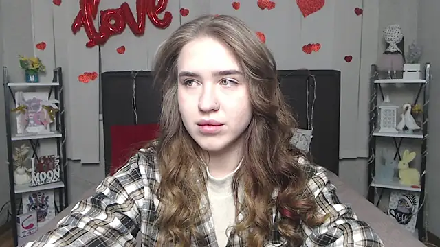 LauraHlot online show from 02-23-26, 06:11