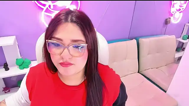 Camiila Osorio online show from 09-16-25, 07:37