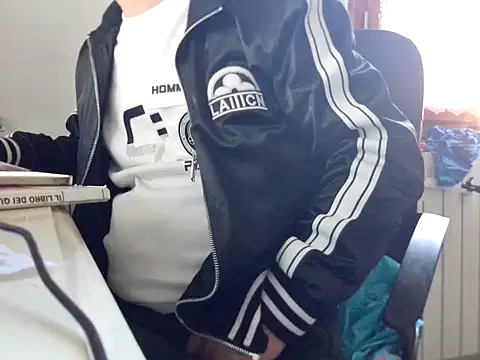 zwc147369 online show from 10-03-25, 03:42