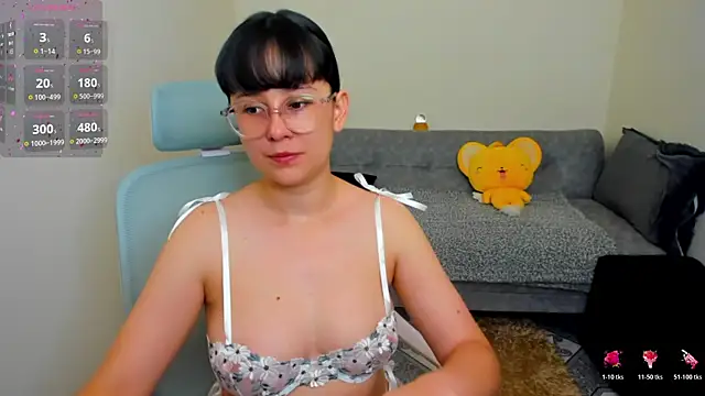 Snapshot of Sofiskies chatting on 07-02-26, 01:38 Sofiskies online show from 07-02-26, 01:38