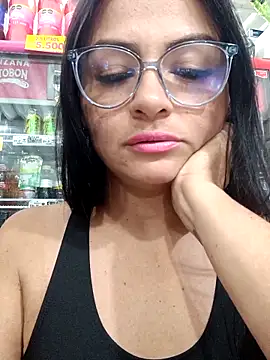 Linda Lars online show from 10-19-25, 03:51