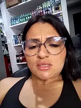 Linda Lars online show from 10-26-25, 04:29