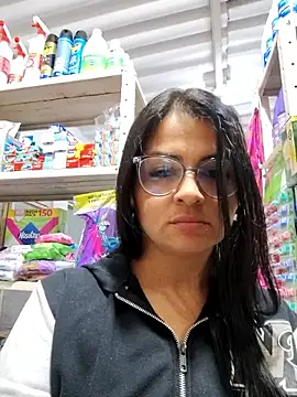 Linda Lars online show from 12-04-25, 01:59