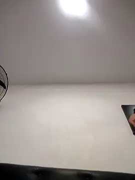 Snapshot of Linda_Lars chatting on 01-13-26, 04:29 Linda Lars online show from 01-13-26, 04:29