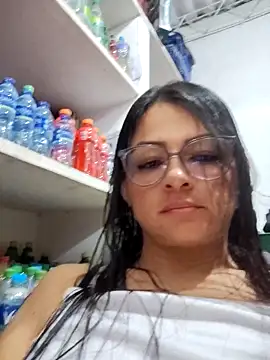 Snapshot of Linda_Lars chatting on 02-13-26, 02:18 Linda Lars online show from 02-13-26, 02:18