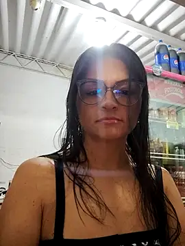 Snapshot of Linda_Lars chatting on 02-27-26, 02:22 Linda Lars online show from 02-27-26, 02:22