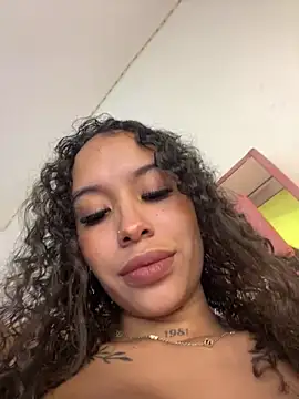 MarieLeon online show from 05-26-26, 10:28