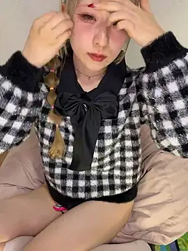 alice  1111 online show from 04-13-26, 01:05