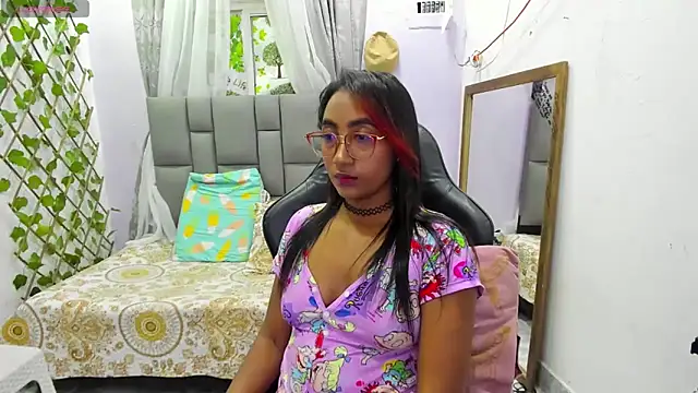 MurphyAngelina online show from 10-01-25, 03:12