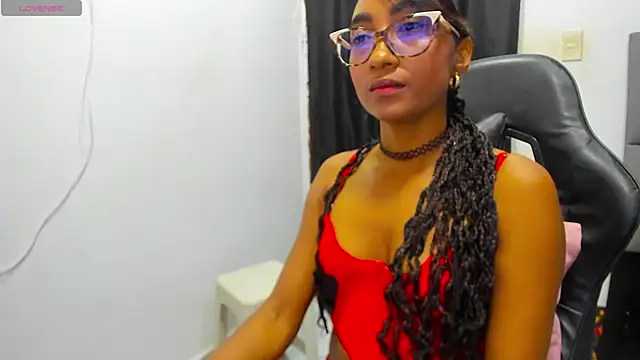 MurphyAngelina online show from 07-05-26, 03:13