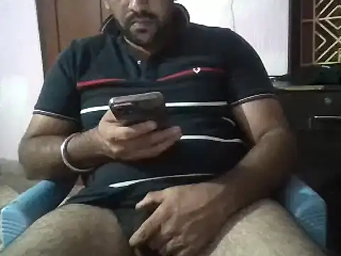Snapshot of boyplay1000 chatting on 12-04-24, 04:38 boyplay1000 online show from 12-04-24, 04:38