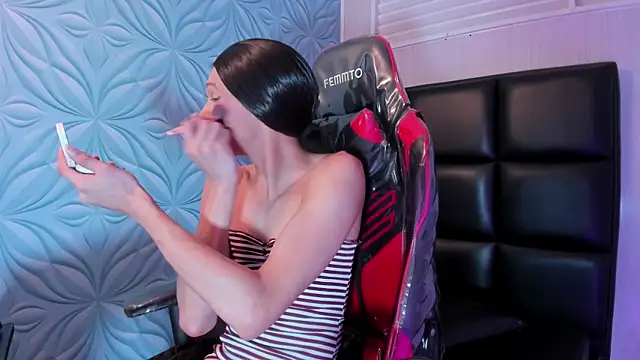 Milk max 18 online show from 12-16-25, 09:42