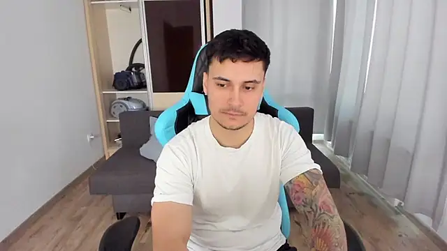 MatMalonne online show from 02-11-25, 02:35