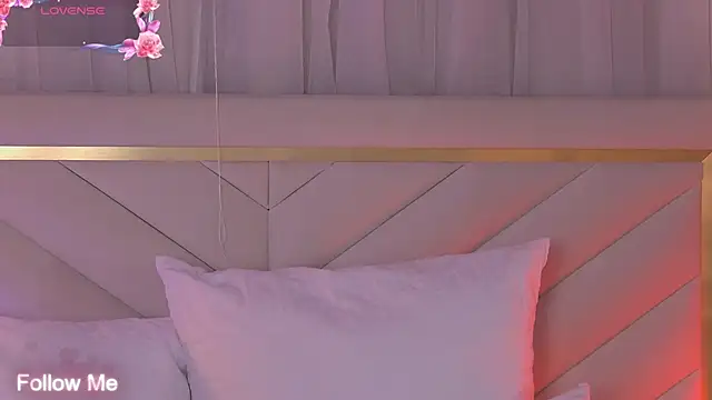 MaryReel online show from 10-21-25, 09:21