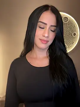 Snapshot of SarahhSmitth1 chatting on 10-24-25, 11:12 SarahhSmitth1 online show from 10-24-25, 11:12