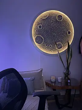 Snapshot of SarahhSmitth1 chatting on 11-15-25, 11:43 SarahhSmitth1 online show from 11-15-25, 11:43