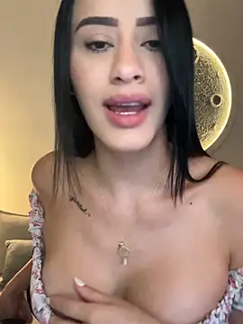 Snapshot of SarahhSmitth1 chatting on 02-01-26, 08:29 SarahhSmitth1 online show from 02-01-26, 08:29