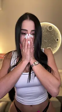 SarahhSmitth1 online show from 04-22-26, 12:13