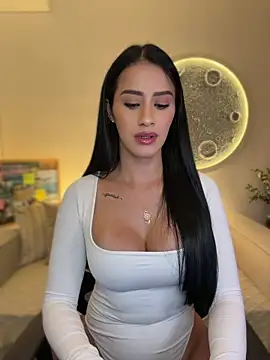 SarahhSmitth1 online show from 07-05-26, 12:39