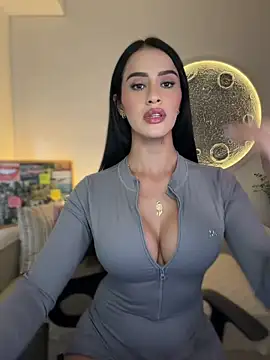 SarahhSmitth1 online show from 07-14-26, 11:21