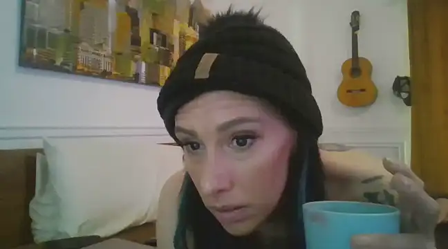 Snapshot of averietheangel chatting on 02-23-25, 06:12 averietheangel online show from 02-23-25, 06:12