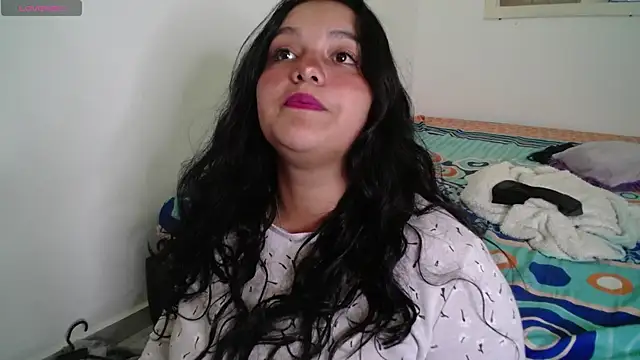 Laurenkenner  online show from 07-22-26, 06:43