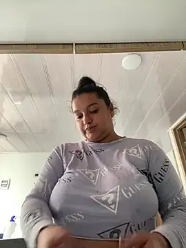 Laurenkenner  online show from 07-24-26, 07:23