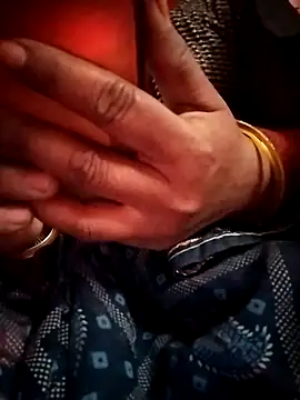 Snapshot of Cutkajal chatting on 12-29-24, 04:51 Cutkajal online show from 12-29-24, 04:51
