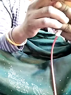 Snapshot of Cutkajal chatting on 01-01-25, 07:30 Cutkajal online show from 01-01-25, 07:30