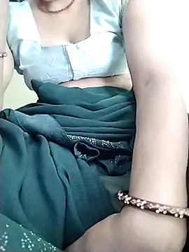 Snapshot of Cutkajal chatting on 02-14-25, 08:52 Cutkajal online show from 02-14-25, 08:52
