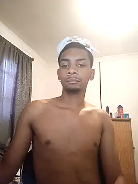 Snapshot of 29YOURZ_28_ chatting on 12-31-24, 06:59 29YOURZ 28  online show from 12-31-24, 06:59
