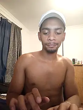 Snapshot of 29YOURZ_28_ chatting on 01-21-25, 06:45 29YOURZ 28  online show from 01-21-25, 06:45