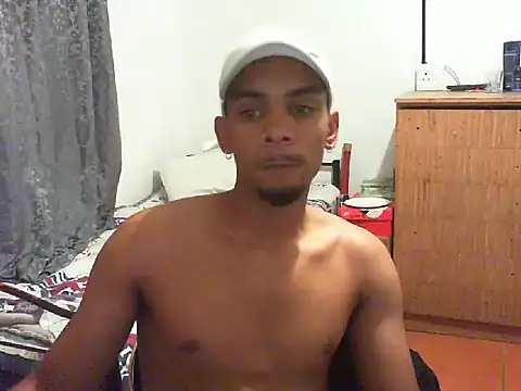 Snapshot of 29YOURZ_28_ chatting on 02-27-25, 08:09 29YOURZ 28  online show from 02-27-25, 08:09
