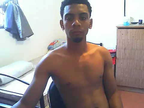 Snapshot of 29YOURZ_28_ chatting on 03-13-25, 10:47 29YOURZ 28  online show from 03-13-25, 10:47