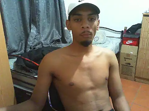 Snapshot of 29YOURZ_28_ chatting on 09-28-25, 07:19 29YOURZ 28  online show from 09-28-25, 07:19